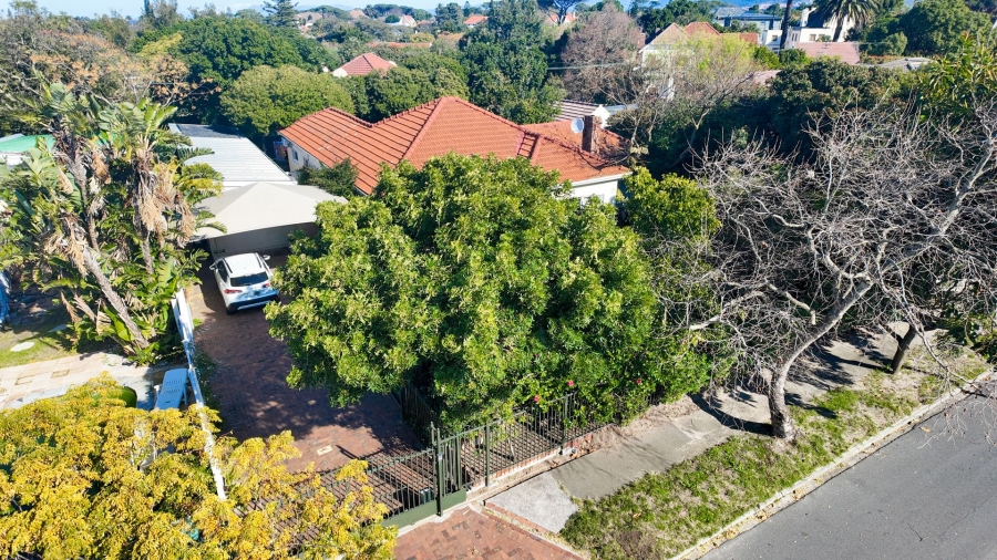 3 Bedroom Property for Sale in Pinelands Western Cape